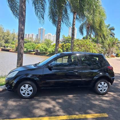 FORD KA 1.0 MPI 8V FLEX 2P MANUAL FORD KA 1.0 MPI 8V FLEX 2P MANUAL